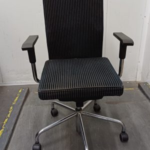 Bulo Pub & Club design bureaustoel