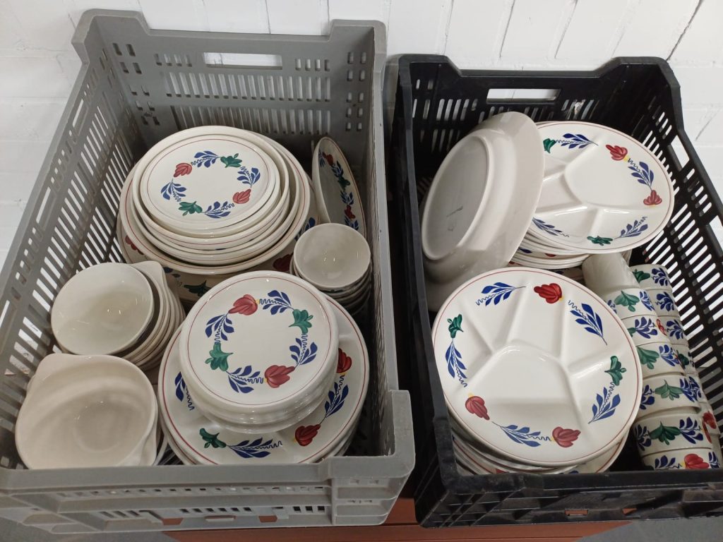 97 delig Boerenbont servies