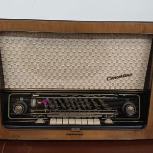 Vintage Telefunken Concertino 6 radio