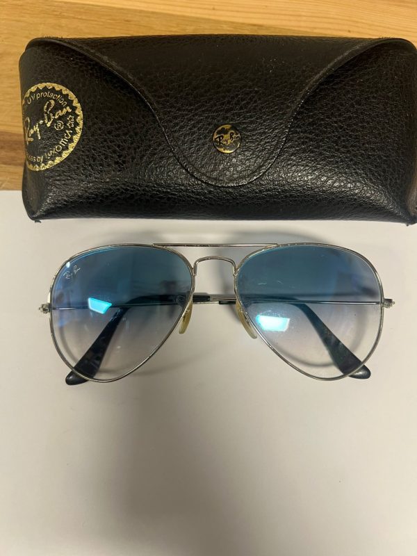 Ray-Ban Piloten Zonnebril met Blauwe Glazen