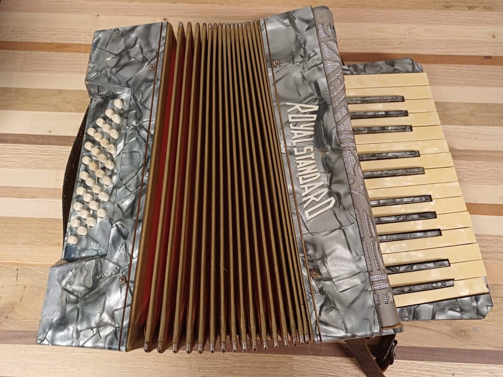 Royal Standard accordeon