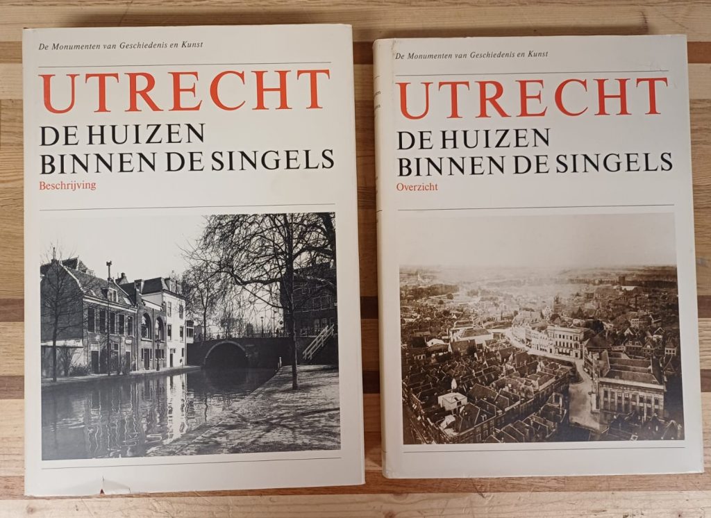 Utrecht - De huizen binnen de Singels