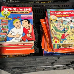 Kratten vol met Suske en Wiske stripboeken
