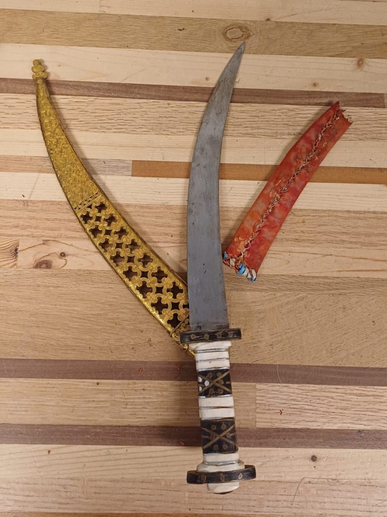 Traditionele Syrische Magdali Khanjar / kolfmes