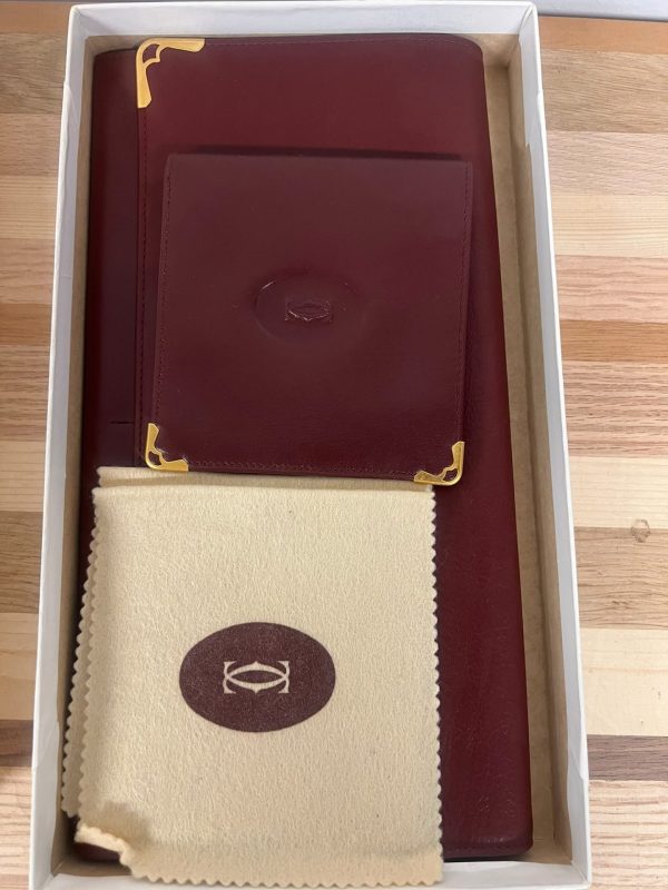 Les Must de Cartier Clutch & Portemonnee Bordeauxrood