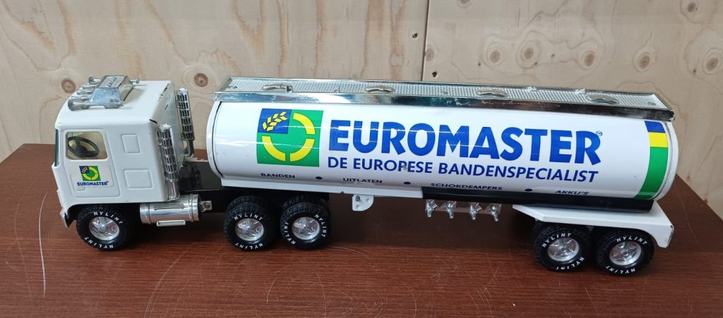 Euromaster vrachtwagen - Nylint