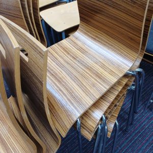 Oscar stoelen met Zebrano zitting - 23 stuks