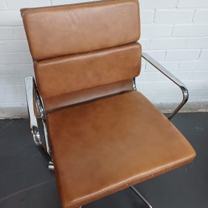 Design bureaustoel - Eames stijl