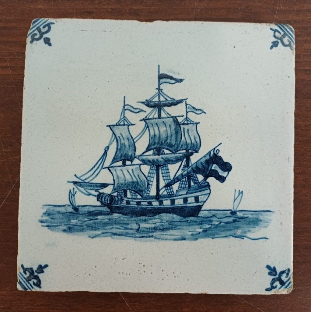 Vintage Delfts blauwe tegel met boot