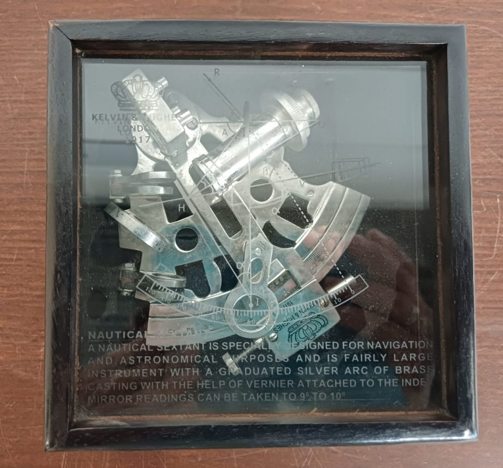 Sextant van Kelvin & Hughes uit 1917 - replica