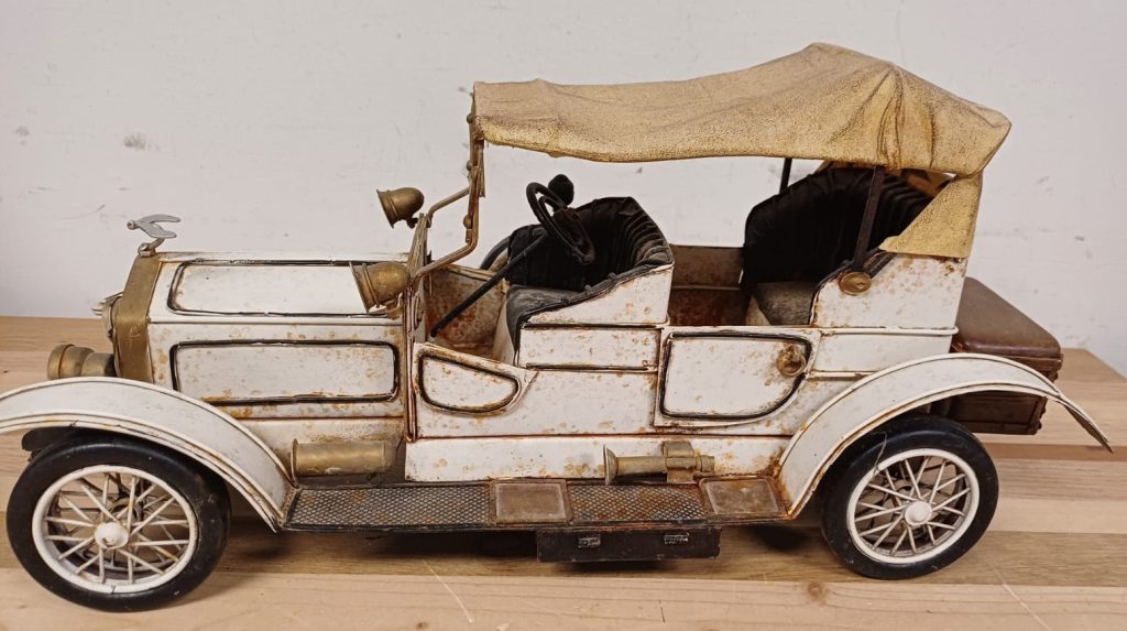 Vintage ijzeren Jayland auto