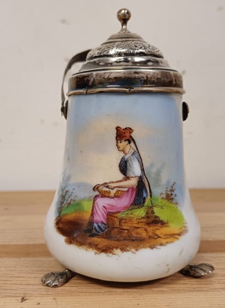 Porselein zwavelstokbakje / luciferpot met zilverkleurig montuur